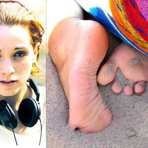 Media 'Amanda (DJ Freedom) and Her Sexy Barefeet.jpg' in category 'white toes'